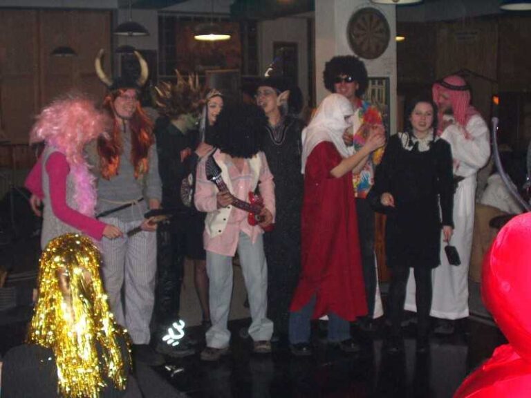 Plesy – Ples 2004