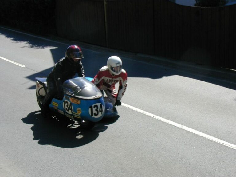 Různé – 2002 TT Isle of Man