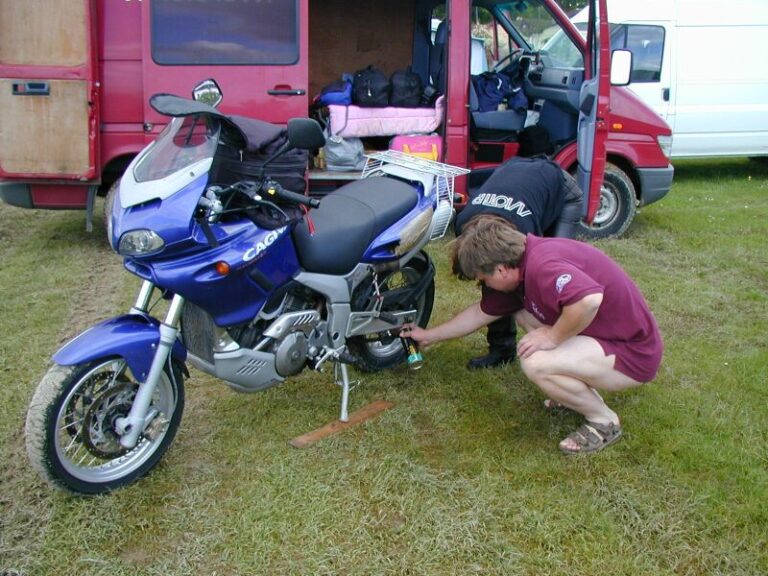 Různé – 2002 TT Isle of Man