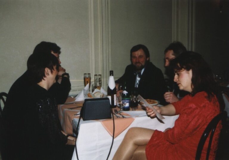 Plesy – Ples 2001
