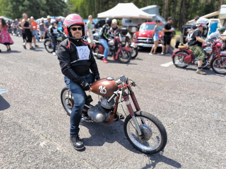 Různé – 2023-06 Hotrod Dragstrip Contest vol.11