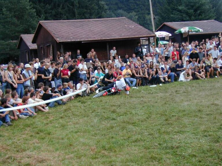 Srazy JAWÁČ – GALERIE č.2 autor Jirka Bašný