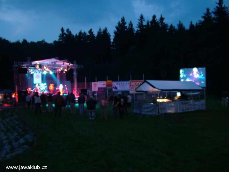 Srazy JAWÁČ – Pátek