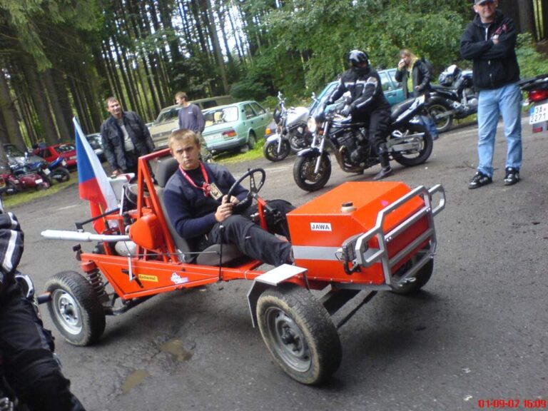 Srazy JAWÁČ – Tomáš Kobulařčik