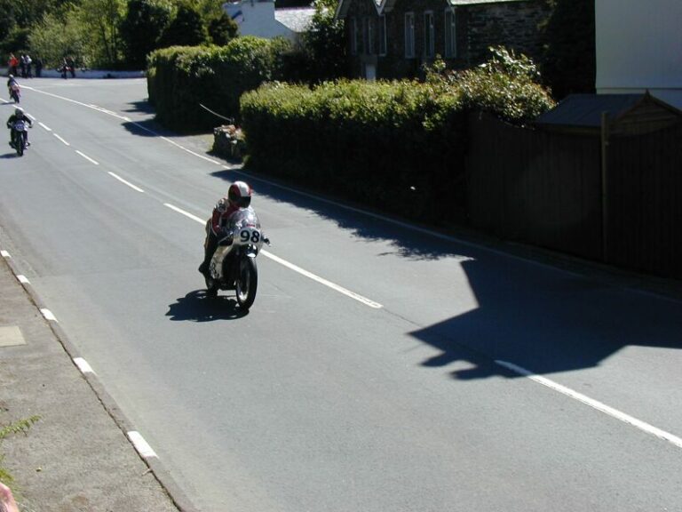 Různé – 2002 TT Isle of Man