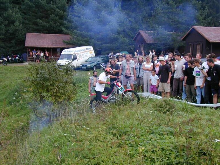 Srazy JAWÁČ – GALERIE č.2 autor Jirka Bašný