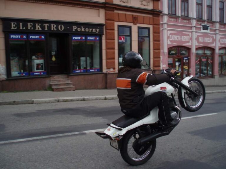 Srazy JAWÁČ – Radek Šustr