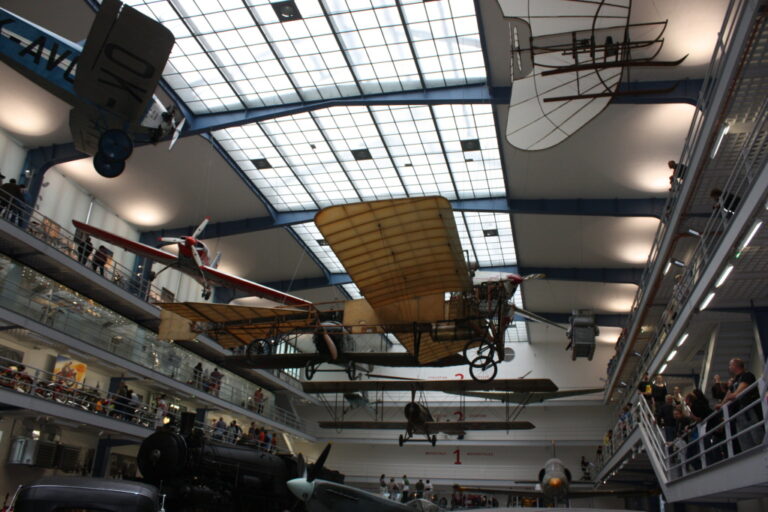 Výročí – 50th_ANNIWERSARY