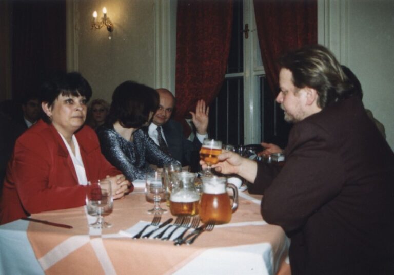 Plesy – Ples 2001