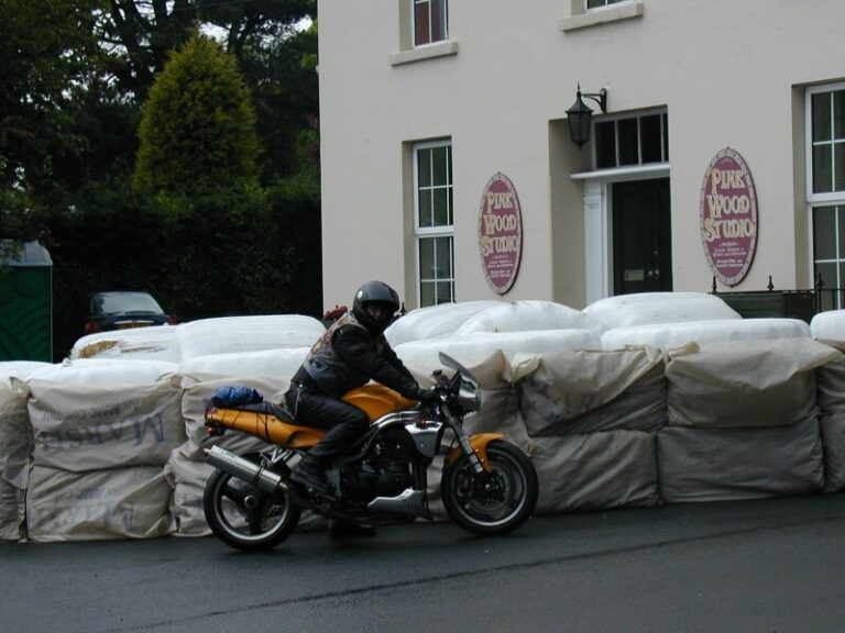 Různé – 2002 TT Isle of Man