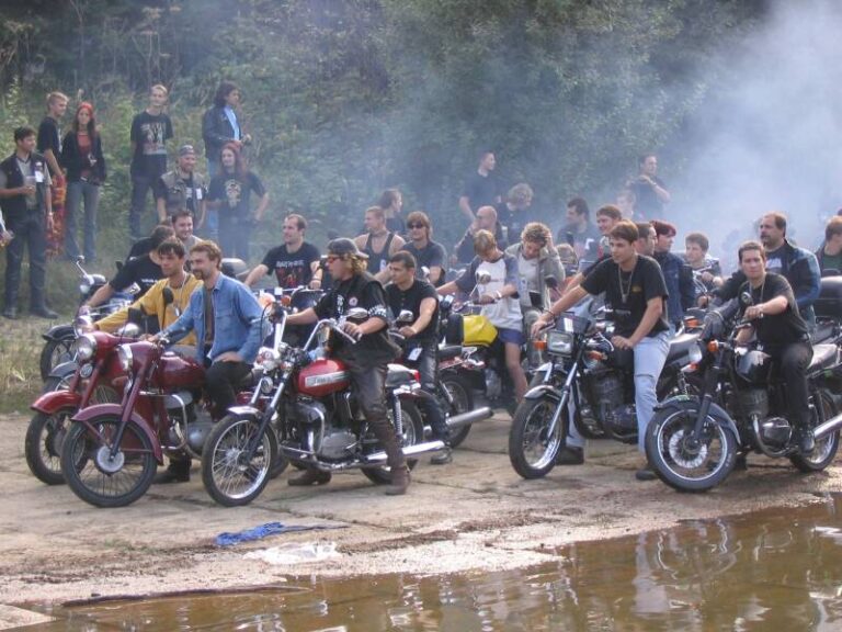 Srazy JAWÁČ – Foto všech Jaw