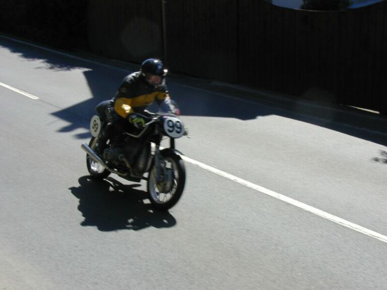 Různé – 2002 TT Isle of Man