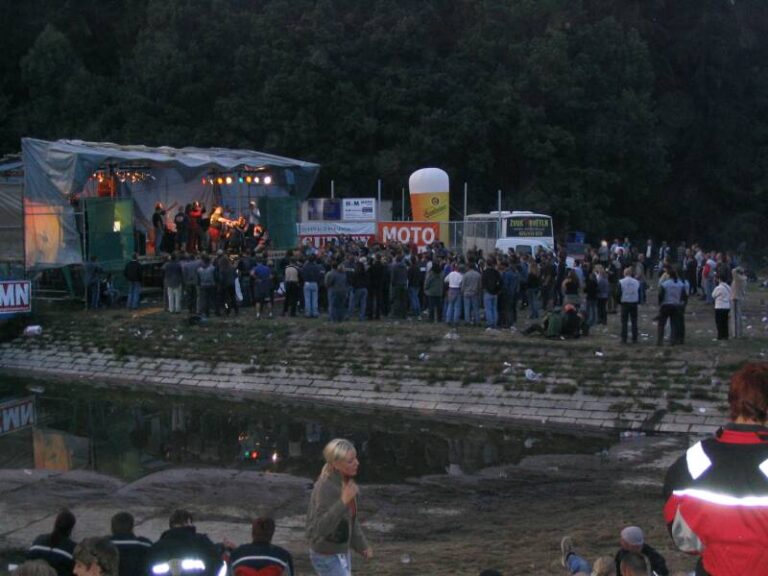 Srazy JAWÁČ – Soutěže