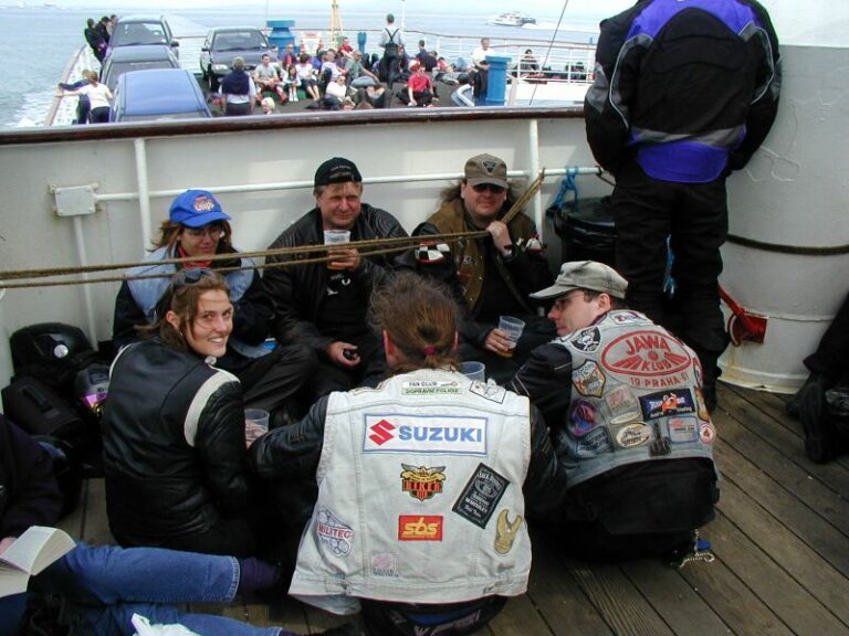 Různé – 2002 TT Isle of Man